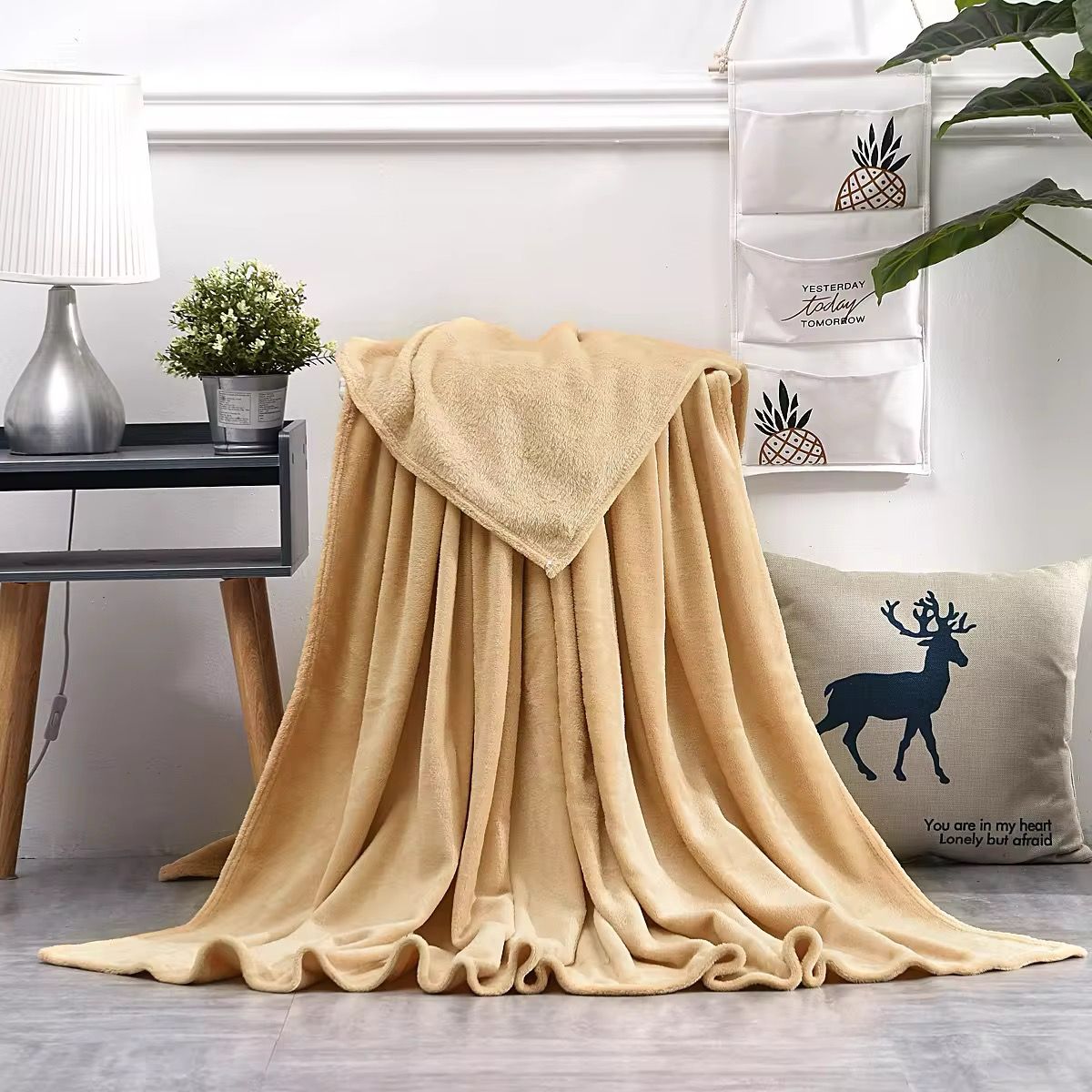 Premium AC Blanket – Lightweight & Breathable Summer Comfort