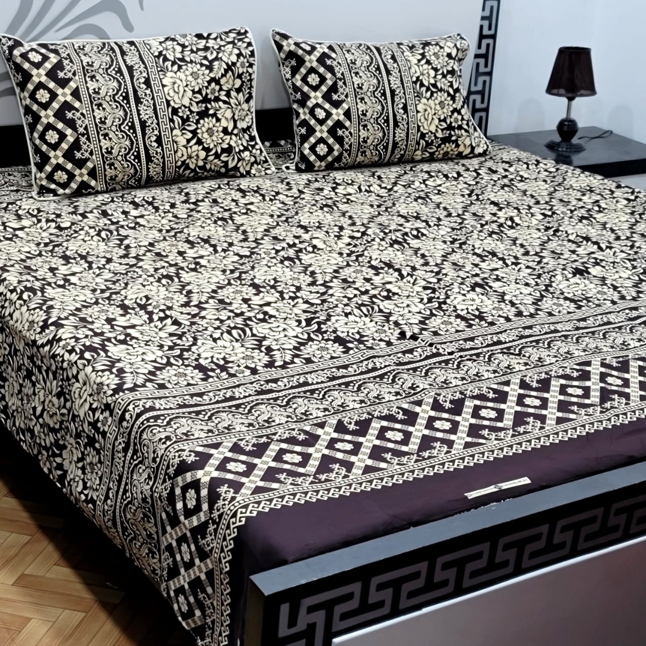 Soft Superior Cotton Printed Bedsheet – Wrinkle-Resistant & Skin-Friendly