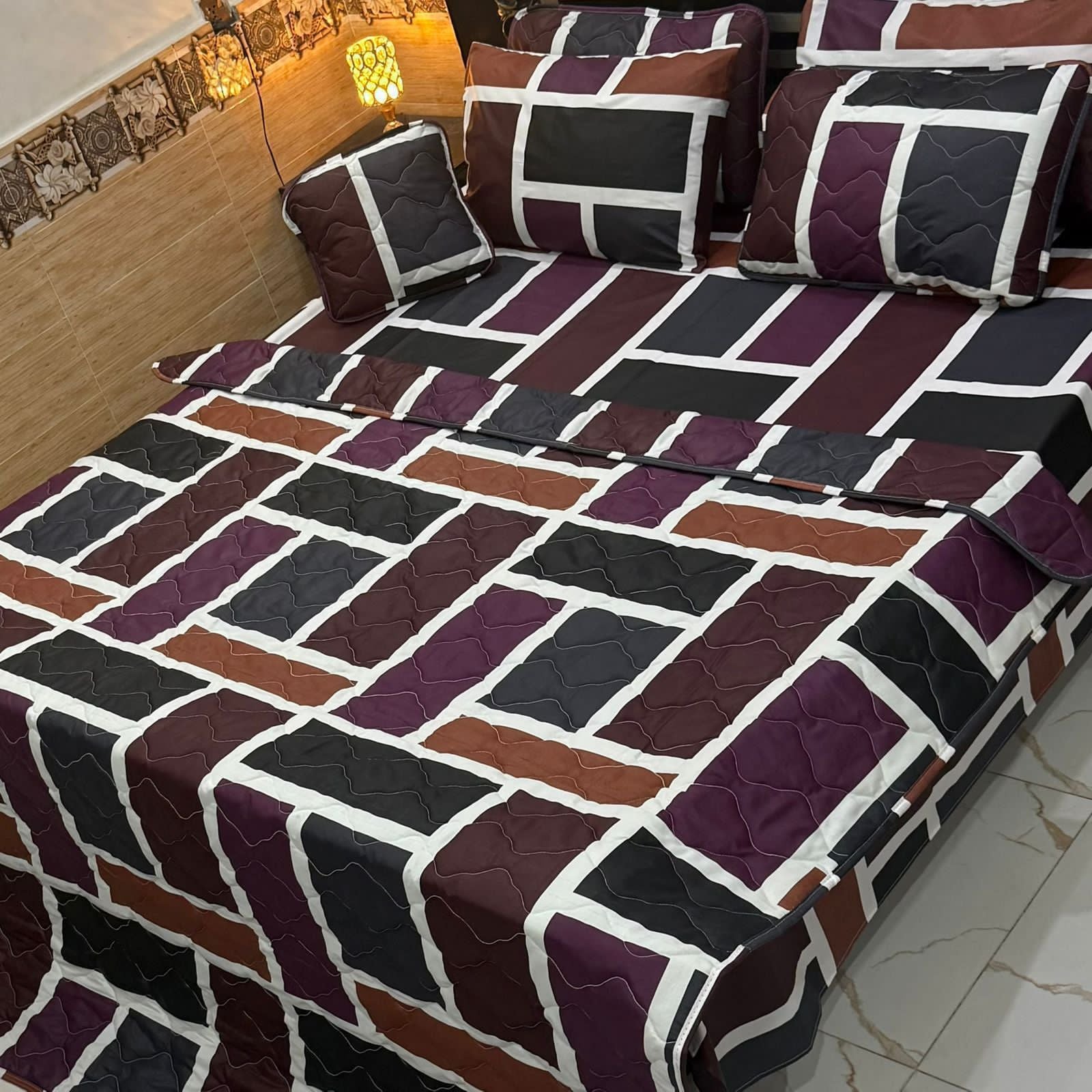 Elegant Comforter Set – Soft Touch & Modern Design