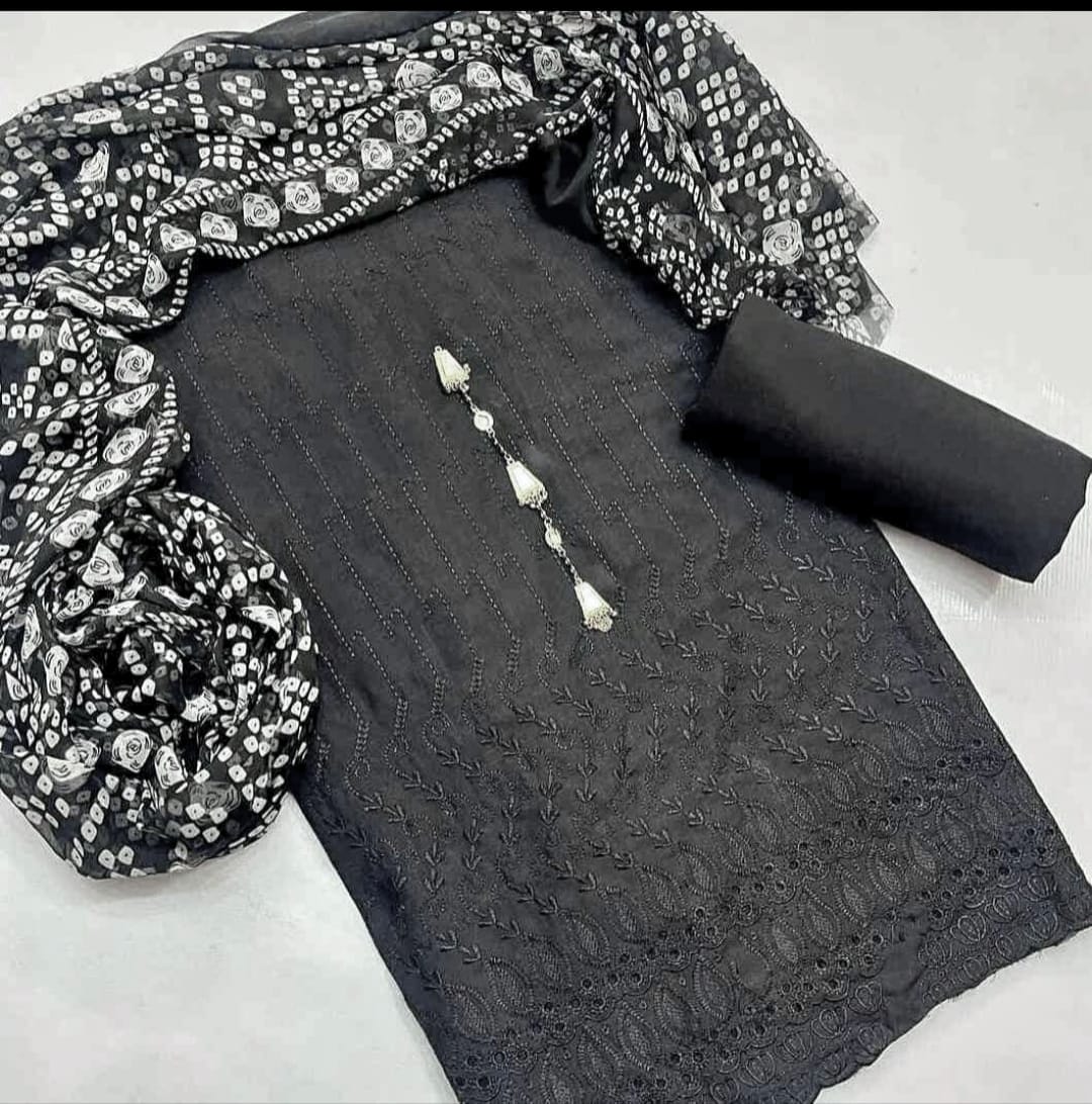Chicken Kari Embroidered Lawn 3-Piece Suit with Crinkle Chiffon Dupatta
