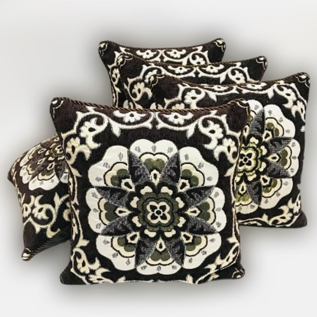 Luxury Velvet Jacquard Cushion Cover – Elegant Soft Decorative Pillow Cover