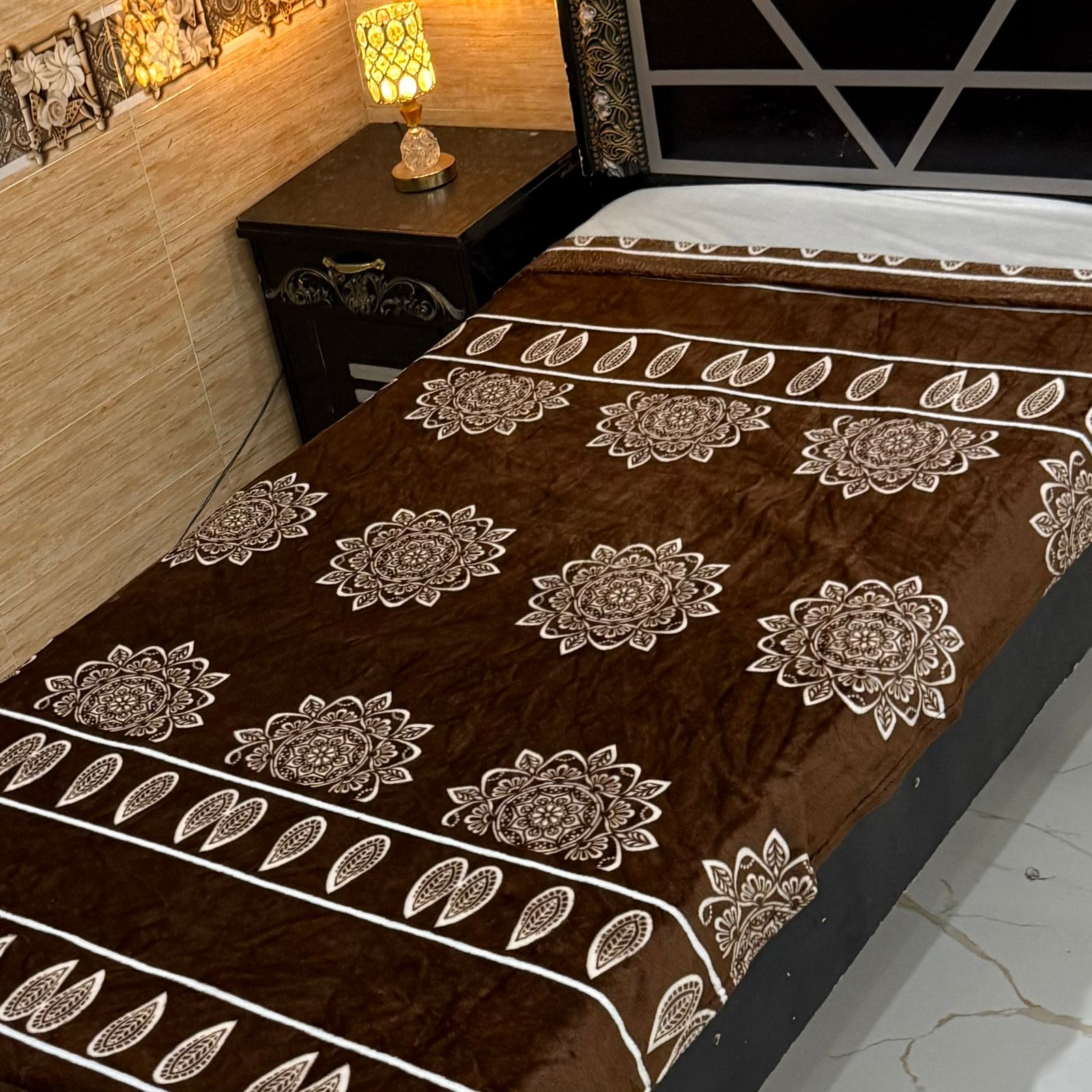 Single AC Blanket – Soft, Lightweight & Cozy Comfort ❄️🛏️