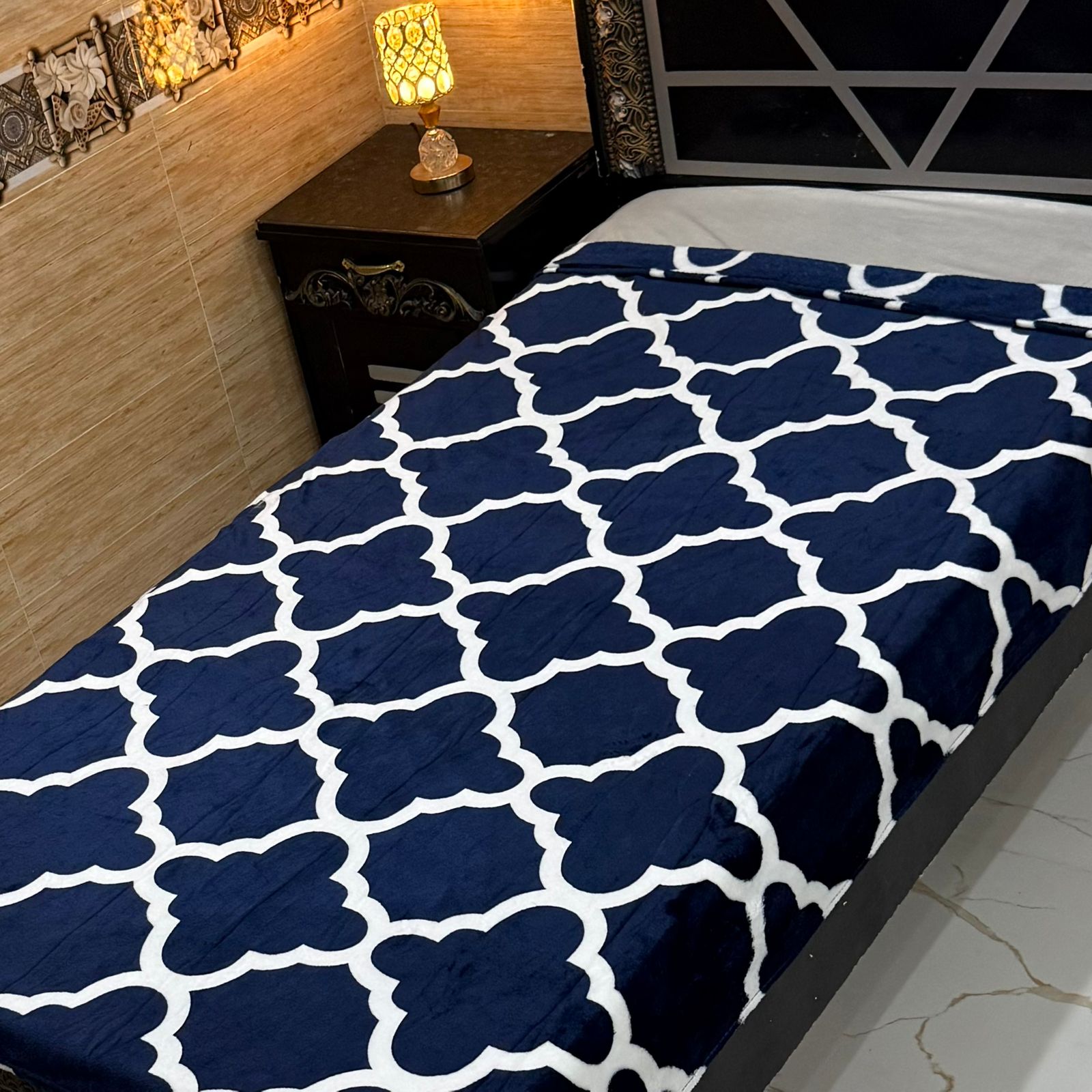 Single AC Blanket – Soft, Lightweight & Cozy Comfort ❄️🛏️